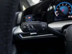 Volkswagen Golf thumbnail 26