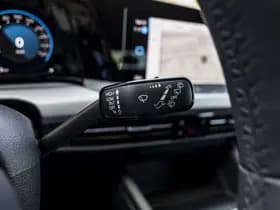 Volkswagen Golf thumbnail 27