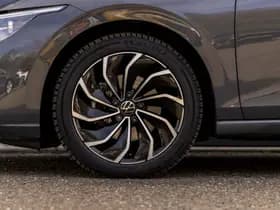 Volkswagen Golf thumbnail 4