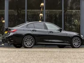 BMW 3-Serie thumbnail 6