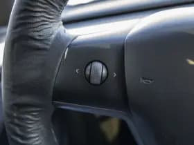 Tesla Model Y thumbnail 31