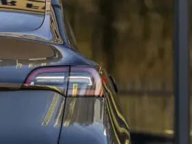 Tesla Model Y thumbnail 8