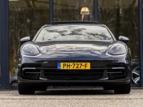 Porsche Panamera thumbnail 3