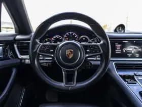Porsche Panamera thumbnail 35