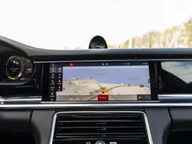 Porsche Panamera thumbnail 54