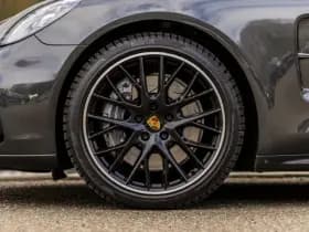 Porsche Panamera thumbnail 10