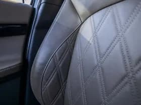 MINI Countryman Mini 2.0 John Cooper Works ALL4 Chili thumbnail 25