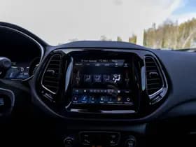 Jeep Compass thumbnail 41