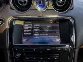 Jaguar XJ thumbnail 33