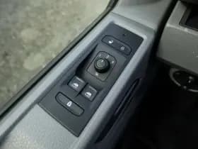 Volkswagen Transporter thumbnail 26