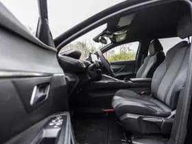 Peugeot 5008 1.2 Hybrid 136 Allure Pack Business 7-Persoons thumbnail 21