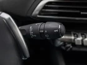 Peugeot 5008 1.2 Hybrid 136 Allure Pack Business 7-Persoons thumbnail 30