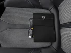 Peugeot 5008 1.2 Hybrid 136 Allure Pack Business 7-Persoons thumbnail 38