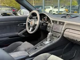 Porsche 911 Cabrio Targa 3.0 Carrera 4 GTS Sport Chrono thumbnail 30