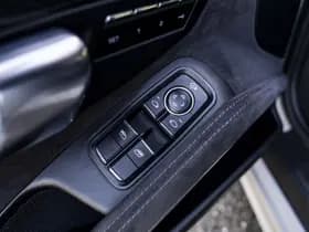 Porsche 911 thumbnail 32