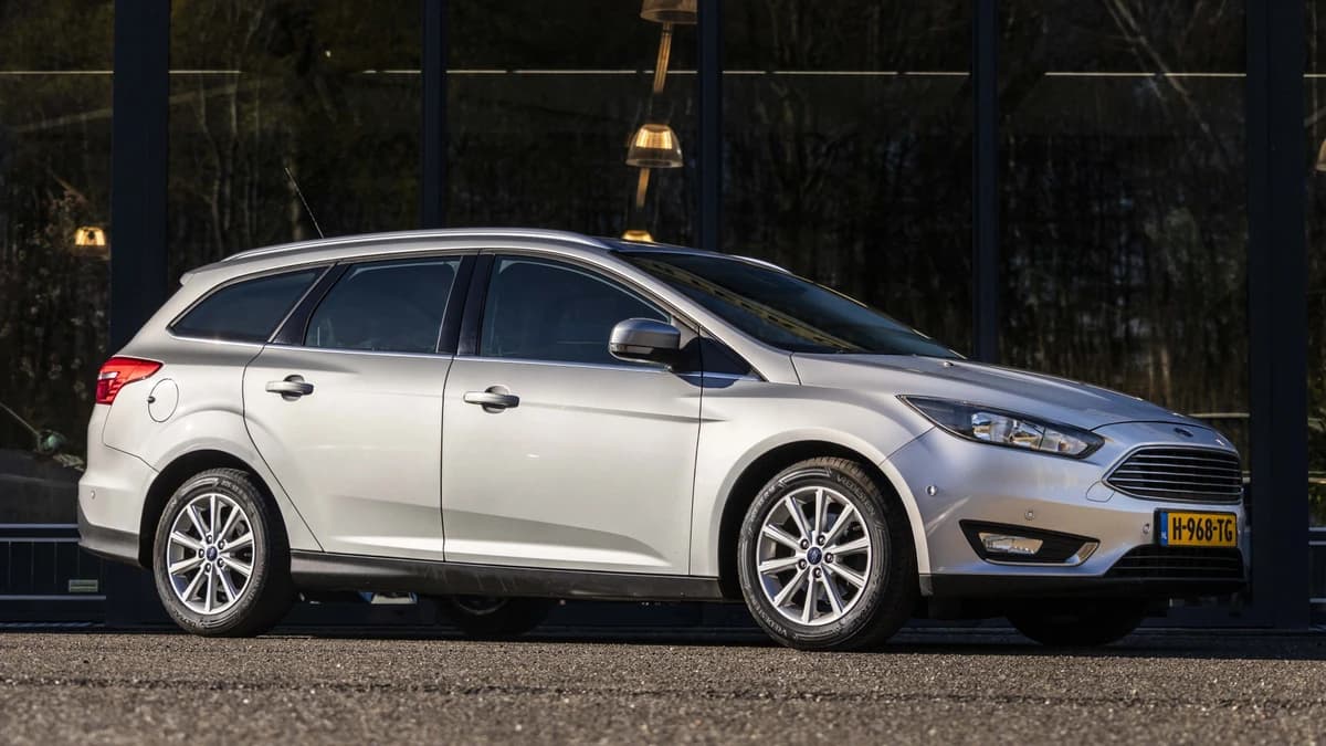 Ford Focus Wagon 1.0 Titanium — foto 1