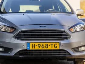 Ford Focus Wagon 1.0 Titanium thumbnail 12