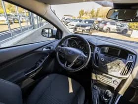 Ford Focus Wagon 1.0 Titanium thumbnail 18