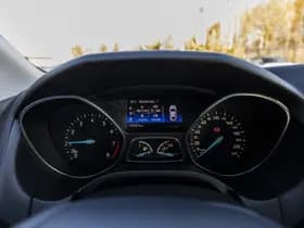 Ford Focus Wagon 1.0 Titanium thumbnail 25