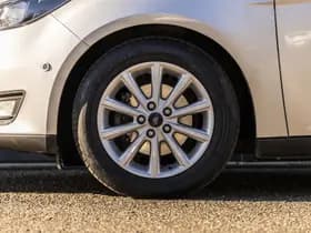 Ford Focus Wagon 1.0 Titanium thumbnail 9