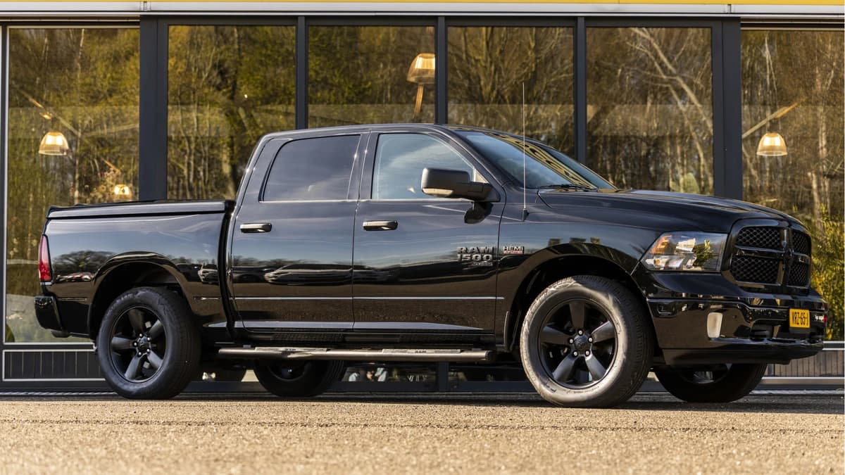 Dodge Ram 1500 5.7 V8 4x4 Crew Cab 5'7 Longhorn EX.BTW — foto 1