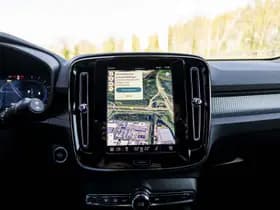 Volvo XC40 thumbnail 32