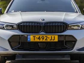 BMW 3-Serie thumbnail 4