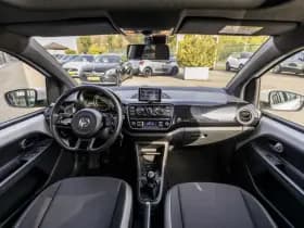 Volkswagen Up! thumbnail 16