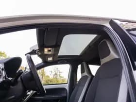 Volkswagen Up! thumbnail 22