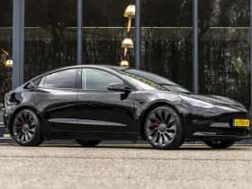 Tesla Model 3 thumbnail 2