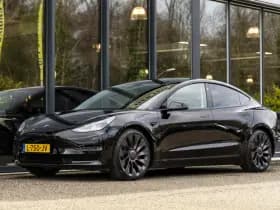 Tesla Model 3 thumbnail 11