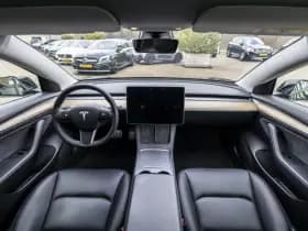 Tesla Model 3 thumbnail 17