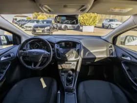 Ford Focus thumbnail 16