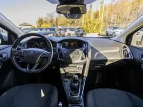 Ford Focus thumbnail 17