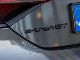 Audi e-tron GT thumbnail 15