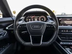 Audi e-tron GT thumbnail 25