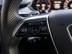 Audi e-tron GT thumbnail 36