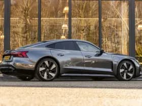 Audi e-tron GT thumbnail 6
