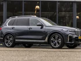 BMW X7 thumbnail 2