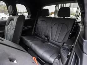 BMW X7 thumbnail 23