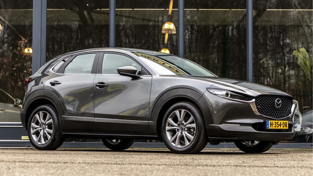 Mazda CX-30 — foto 1