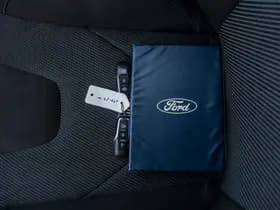 Ford Mondeo thumbnail 40
