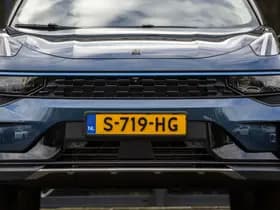 Lynk & Co 01 thumbnail 3