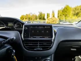 Peugeot 208 thumbnail 37