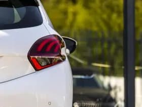 Peugeot 208 thumbnail 8