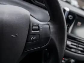 Peugeot 208 thumbnail 27