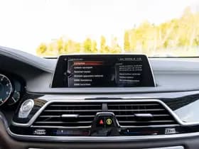 BMW 7-Serie thumbnail 36