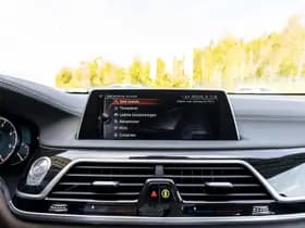 BMW 7-Serie thumbnail 38