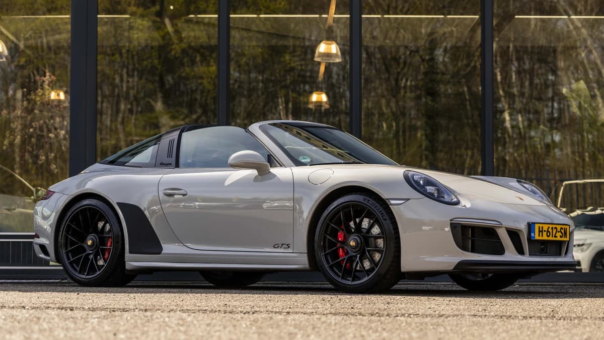 Porsche 911 — foto 1