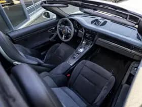 Porsche 911 thumbnail 24
